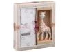 Coffret naissance prêt à offrir Sophie la girafe et lange étoiles